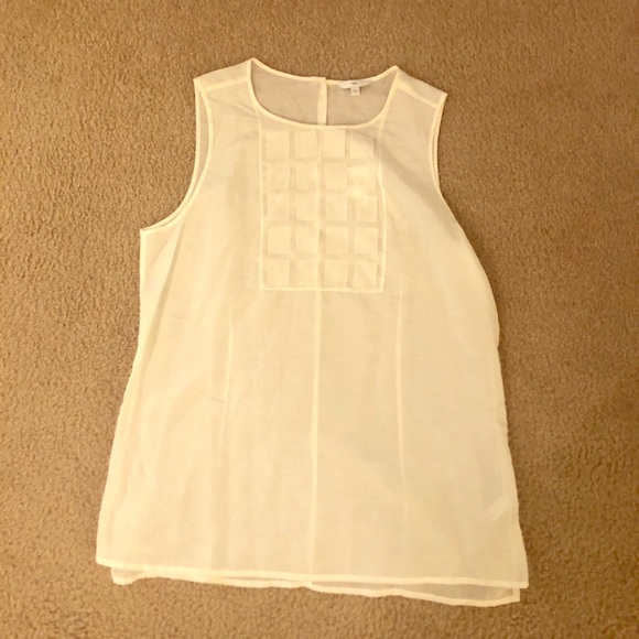 GAP Tops - Sleeveless blouse